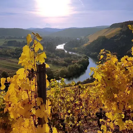 Haus Sonnenschein דירה Wiltingen